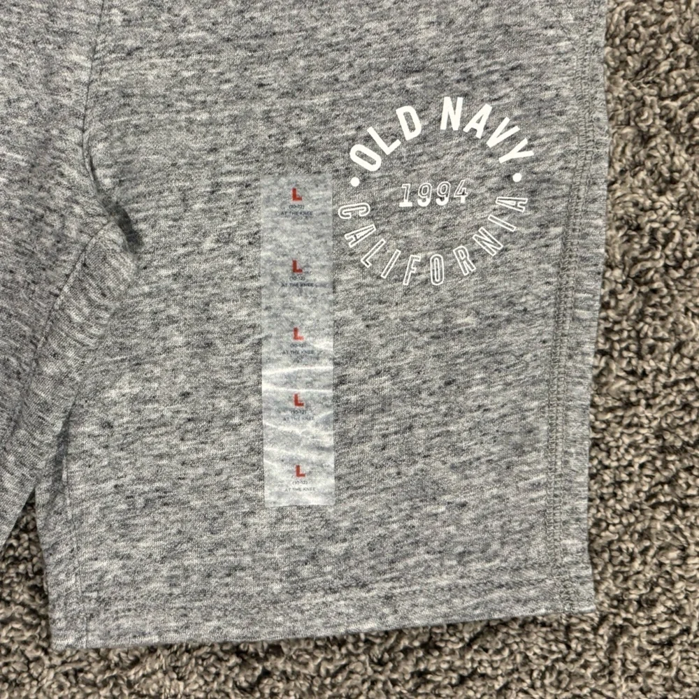 NWT Boys Old Navy Heather Gray Athletic Shorts, size large 10-12
